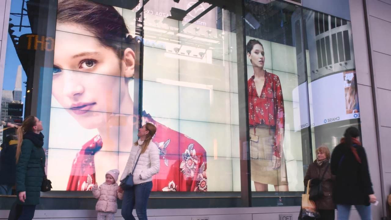 Digital signage